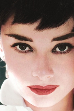 Miniatura plakatu osoby Audrey Hepburn