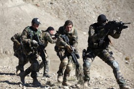Forces spéciales (2011) - Raphaël Personnaz, Alain Alivon, Djimon Hounsou, Benoît Magimel