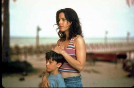 Red Dragon (2002) - Mary-Louise Parker, Tyler Patrick Jones