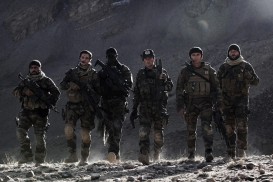 Forces spéciales (2011) - Raphaël Personnaz, Alain Alivon, Alain Figlarz, Djimon Hounsou, Denis Menochet, Benoît Magimel