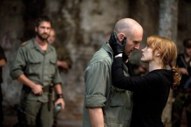 Coriolanus (2011) - Ralph Fiennes, Jessica Chastain