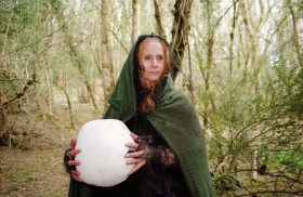 Puffball (2007) - Rita Tushingham