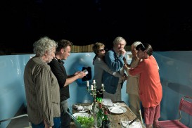 Et si on vivait tous ensemble? (2011) - Pierre Richard, Stéphane Robelin, Jane Fonda, Guy Bedos, Claude Rich, Geraldine Chaplin