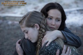 The Hunger Games: Catching Fire (2013) - Willow Shields, Jennifer Lawrence