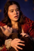 Romeo and Juliet (2013) - Douglas Booth, Hailee Steinfeld