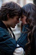 Romeo and Juliet (2013) - Douglas Booth, Hailee Steinfeld