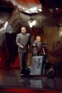 Austin Powers: The Spy Who Shagged Me (1999) - Verne Troyer, Mike Myers