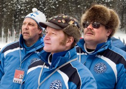 Isänmaallinen mies (2013) - Martti Suosalo, Hannu-Pekka Björkman, Janne Reinikainen