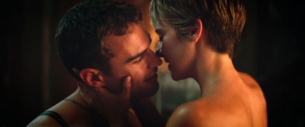 Insurgent (2015) - Theo James, Shailene Woodley