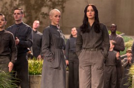 The Hunger Games: Mockingjay Part 2 (2015) - Jena Malone, Jennifer Lawrence