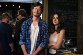 How to Be Single (2016) - Anders Holm, Alison Brie