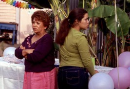 Real Women Have Curves (2002) - Lupe Ontiveros, America Ferrera