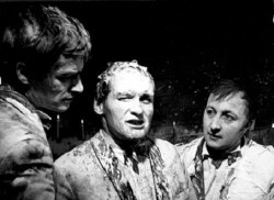 Ręce do góry (1967) - Adam Hanuszkiewicz, Bogumił Kobiela, Jerzy Skolimowski