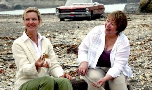 Bonneville (2006) - Joan Allen, Kathy Bates