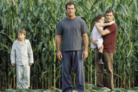 Signs (2002) - Mel Gibson, Joaquin Phoenix, Rory Culkin, Abigail Breslin