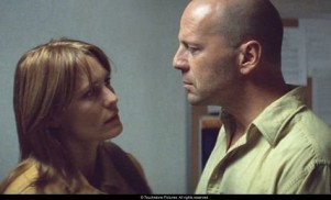 Unbreakable (2000) - Bruce Willis, Robin Wright Penn