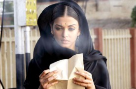 Guru (2007) - Aishwarya Rai