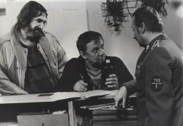Koniec sezonu na lody (1987) - Waldemar Kownacki, Roman Kłosowski, Wojciech Pokora (fot. Muzeum Kinematografii w Łodzi)
