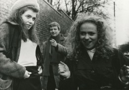 Marcowe migdały (1990) - Małgorzata Piorun, Olaf Lubaszenko, Monika Bolly