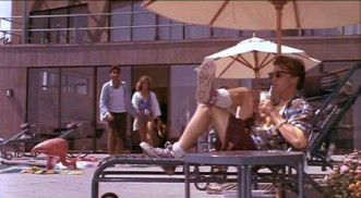 Weekend at Bernie's (1989)