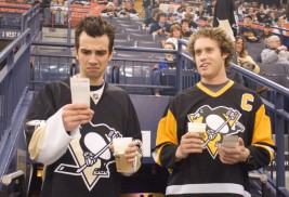 She's Out of My League (2010) - Jay Baruchel, T.J. Miller