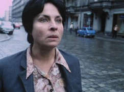 Kobieta samotna (1981)