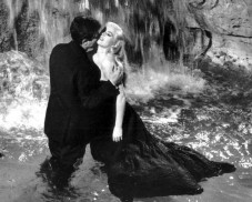 La dolce vita (1960) - Marcello Mastroianni, Anita Ekberg