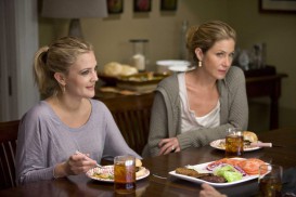 Going the Distance (2010) - Drew Barrymore, Christina Applegate