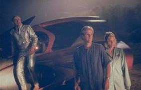 My Favorite Martian (1999) - Christopher Lloyd, Jeff Daniels, Daryl Hannah