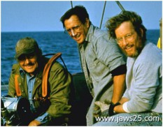 Jaws (1975) - Richard Dreyfuss, Roy Scheider, Robert Shaw