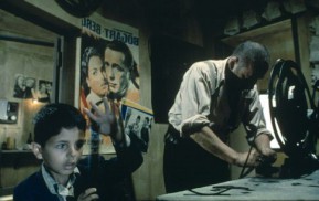 Nuovo cinema Paradiso (1988) - Salvatore Cascio, Philippe Noiret