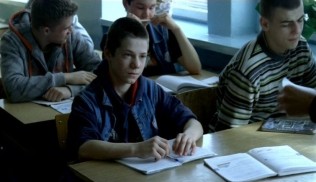 38,5 (2010)